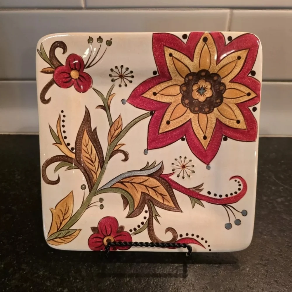 Pier 1 imports carynthum square salad plate